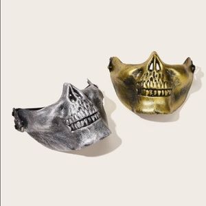 Half skull mask💀